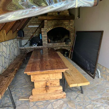 Cevljanovici 公寓 *